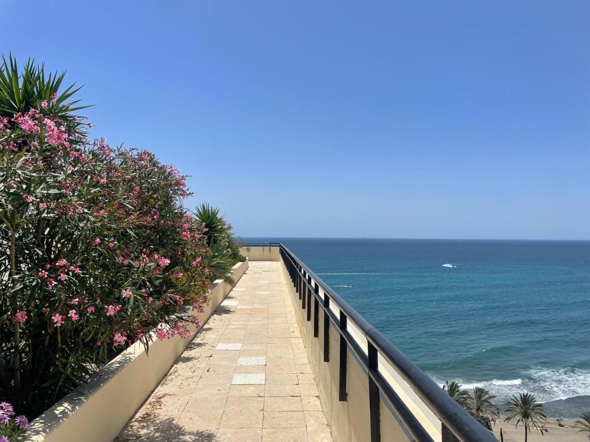 Marbella Centre Beachfront & Pool Exteriör bild