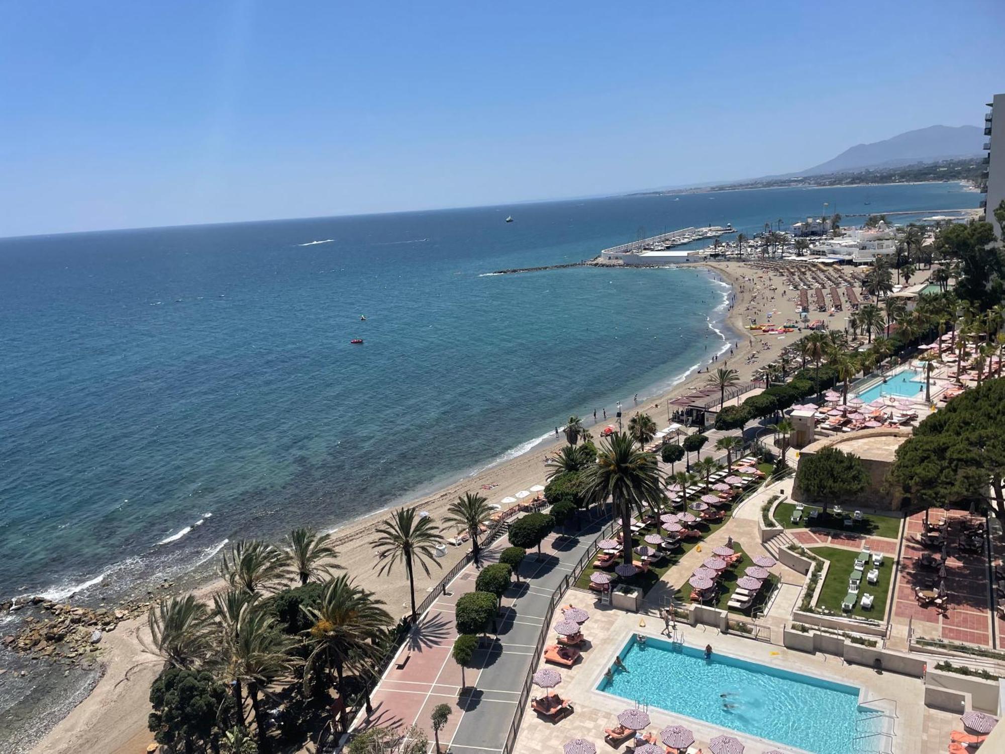 Marbella Centre Beachfront & Pool Exteriör bild